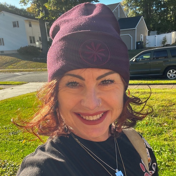 Meet your Posher, Denise - Picture 1 of 3